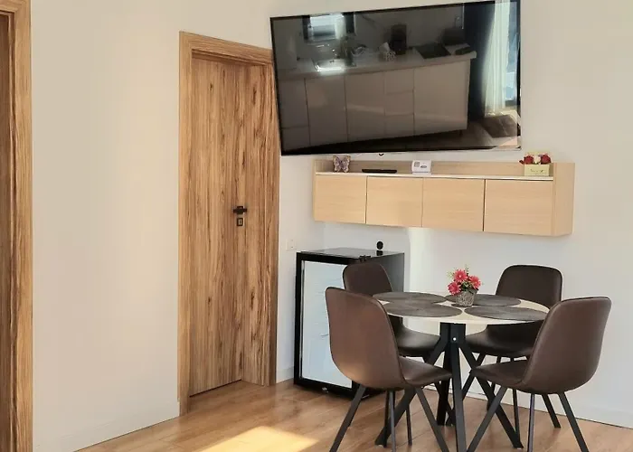 Sunny-endless Summer Mamaia Nord Navodari