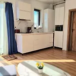 Sunny-endless Summer Mamaia Nord Daire Navodari